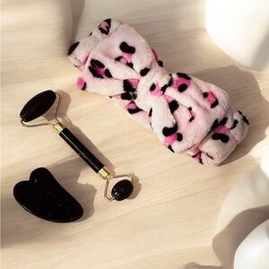 New 3 piece beauty tools set. Black roller, spa headband and Guasha board